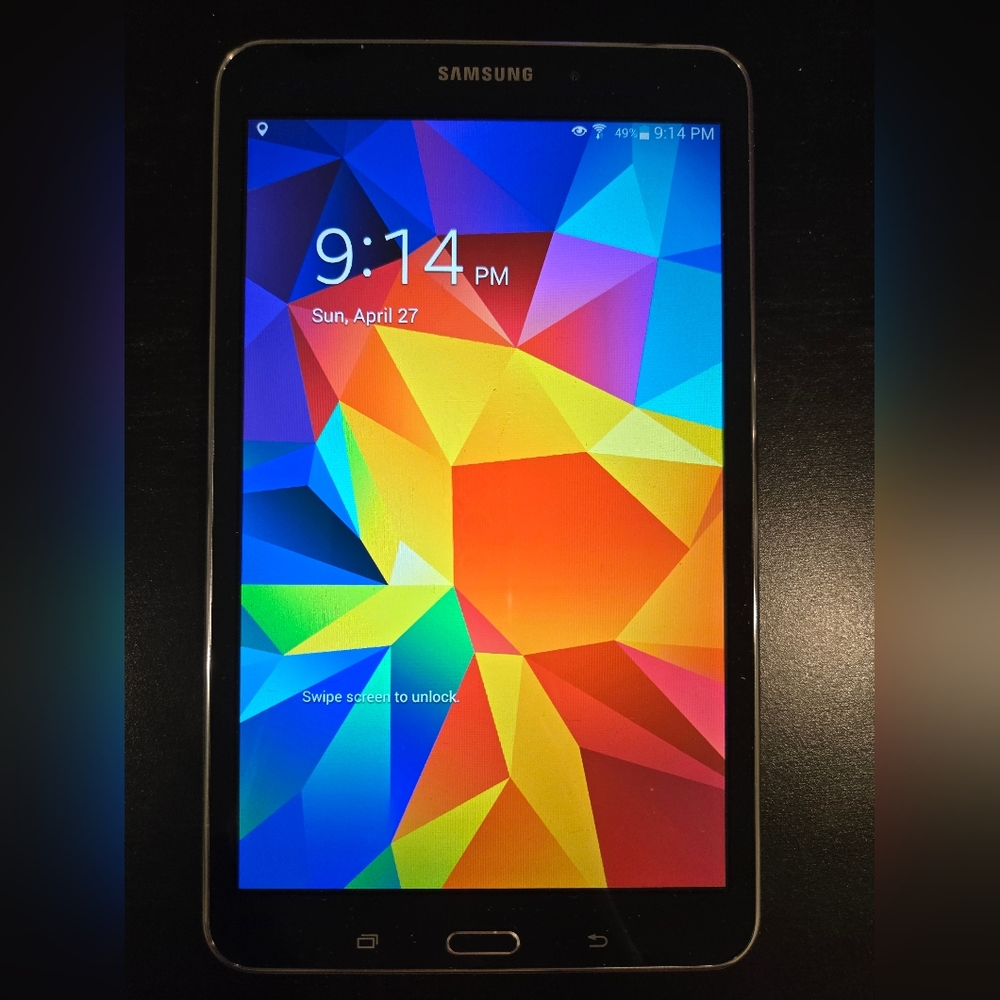 Samsung Galaxy 16GB Tab 4 Tablet - Used